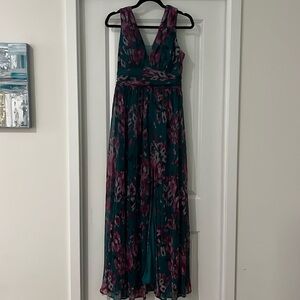 Lurex Mesh Sleeveless V-Neck Floral Side Slit Maxi Tulle A-Line Dress